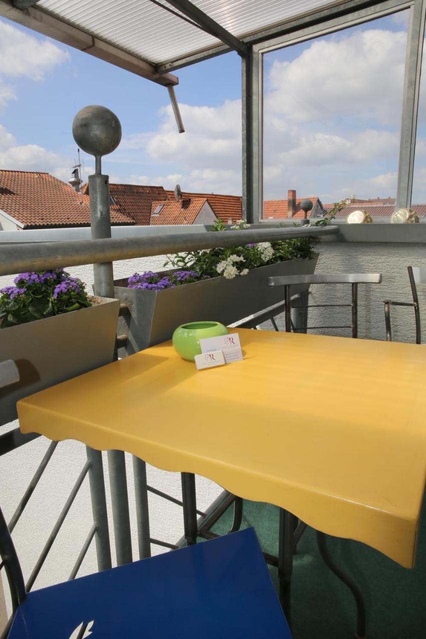 Hotel Zum Weissen Roessel Walldorf  Exteriér fotografie