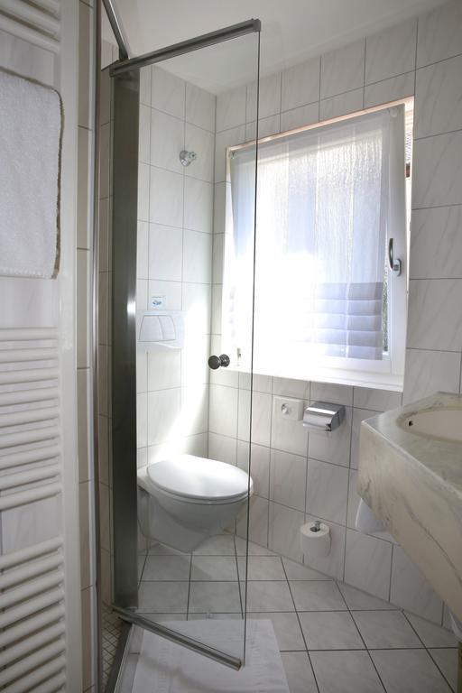Hotel Zum Weissen Roessel Walldorf  Pokoj fotografie